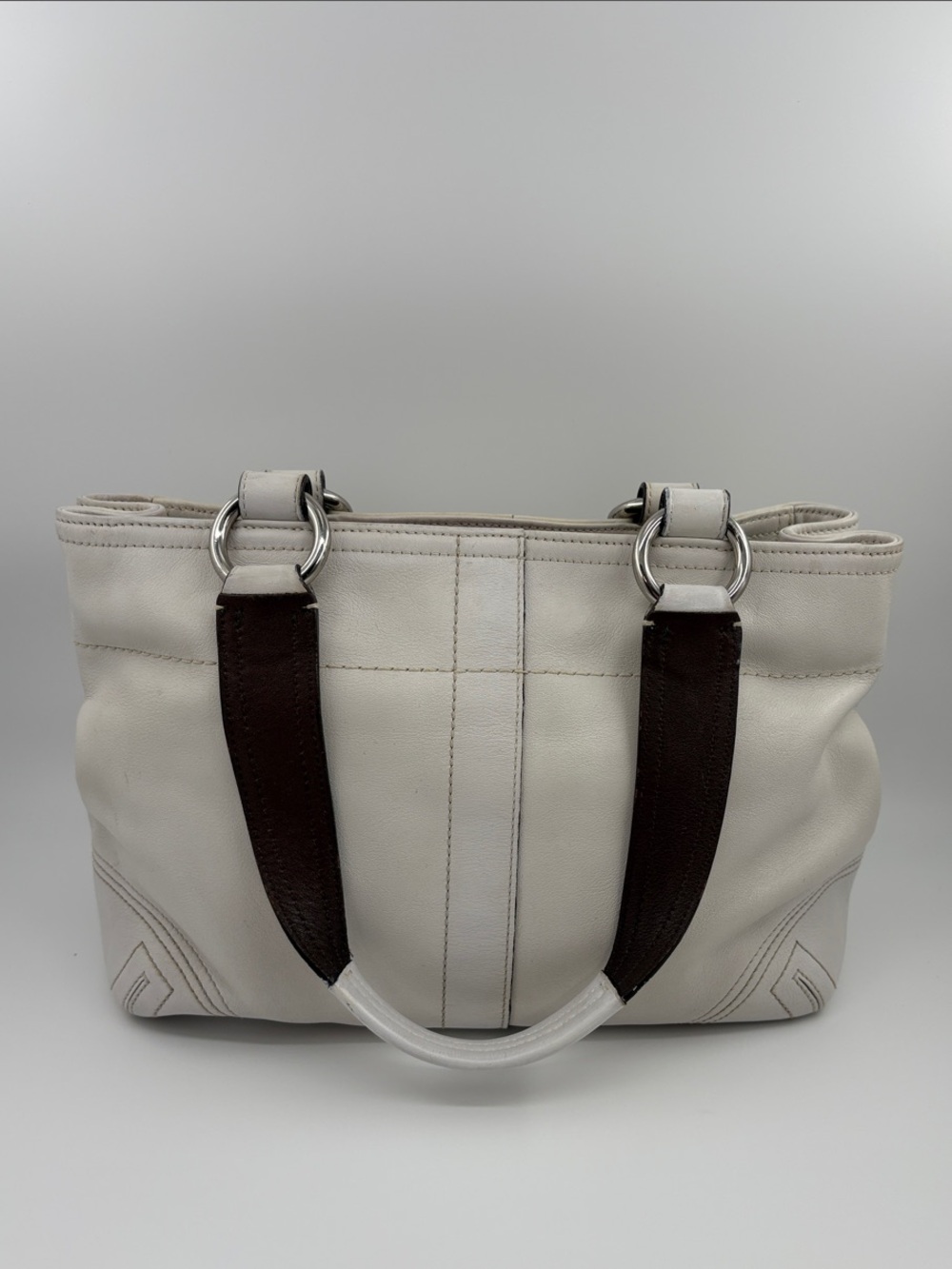 Coach Cream Leather Dual-Pocket Shoulder Bag with Silver Hardware - Picture 2 of 11